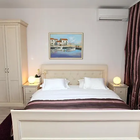 ホテル Bellevue 4*