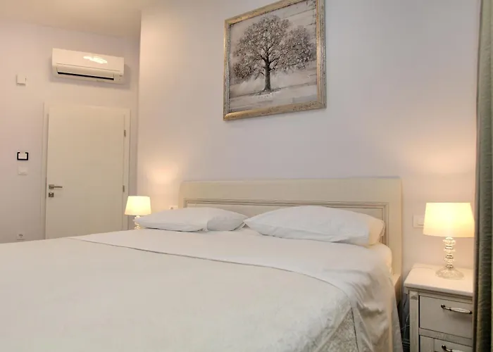 Bellevue 4* 特罗吉尔