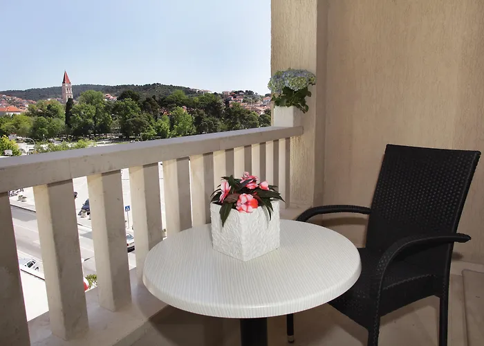 Bellevue 4* 特罗吉尔