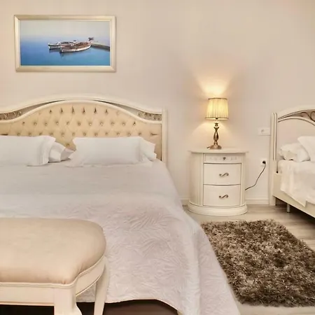 Отель Bellevue 4*